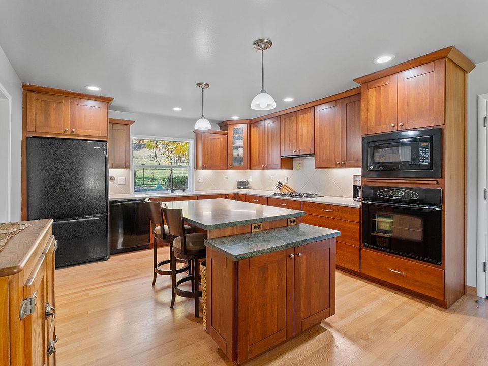 1st image of 7420 Eastside Potter Valley Road