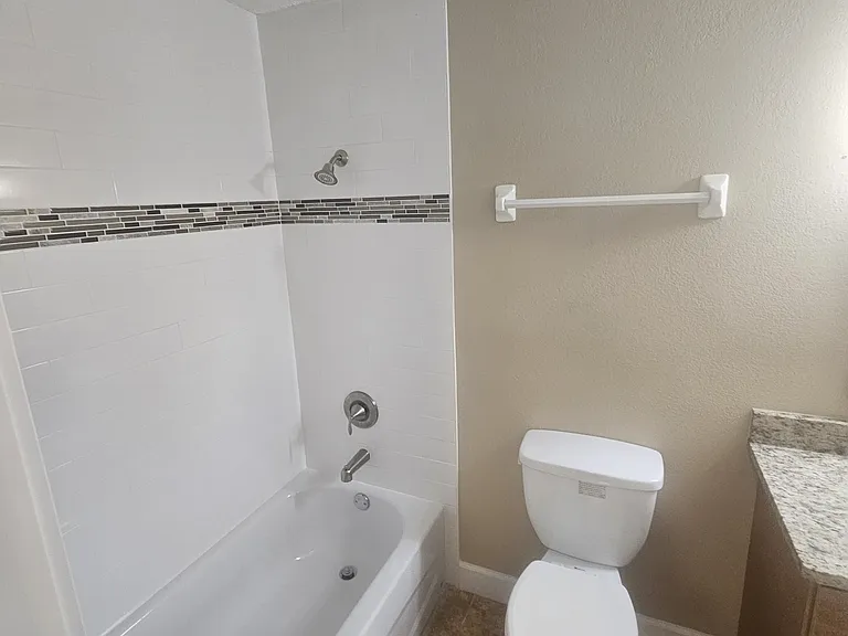 1600 Big Tree Rd #1-C2 — Photo 7