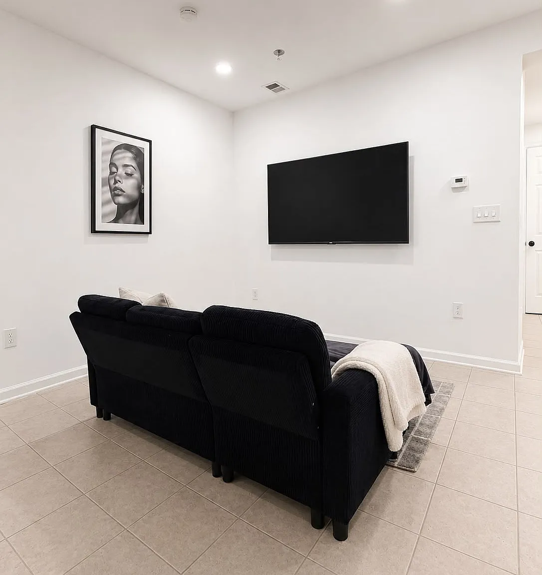 3 bed, $2,000 — Photo 4