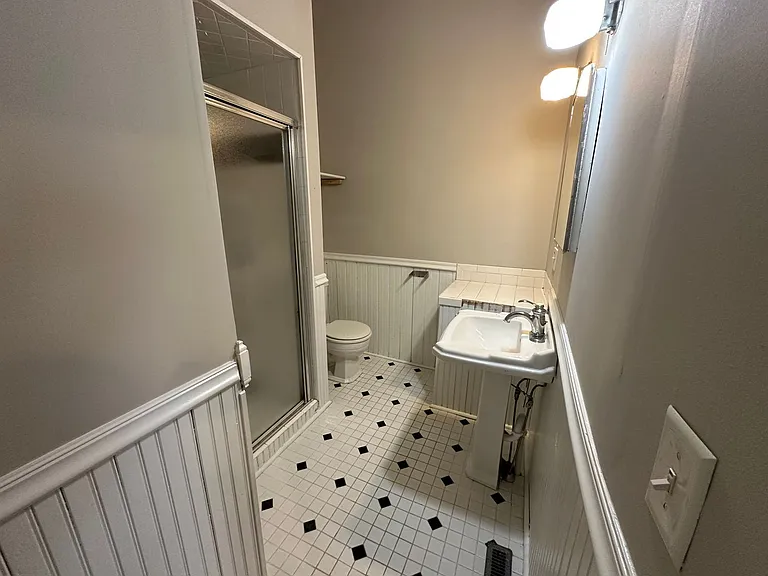 229 Wagner St — Photo 6
