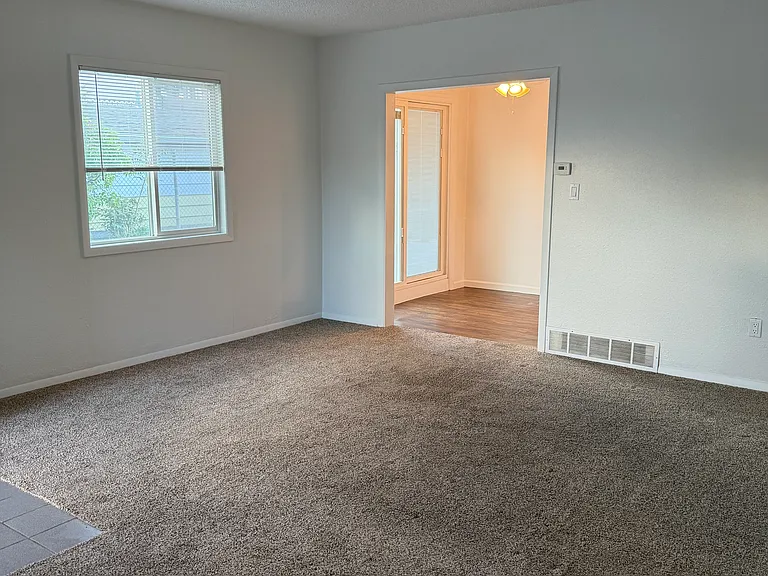 155 S Harlan St #RR — Photo 2