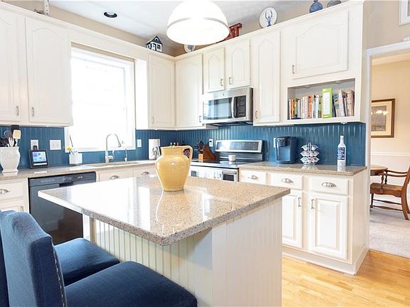 2nd image of 3854 W Sudbury Ct