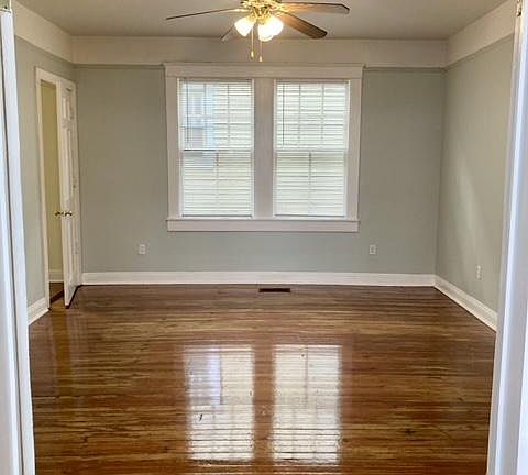 3rd image of 3328 Louisiana Avenue Pkwy
