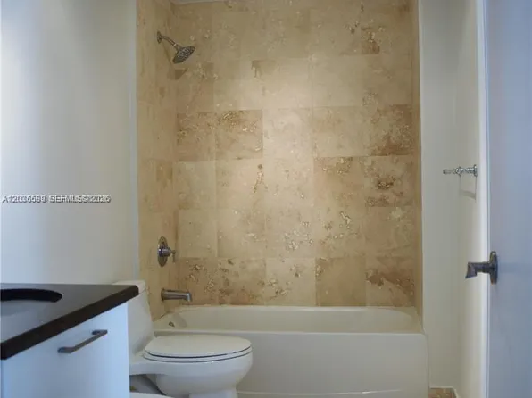 3339 Virginia St APT 207, Miami, FL 33133