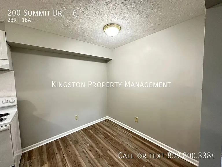 200 Summit Dr #6 — Photo 6
