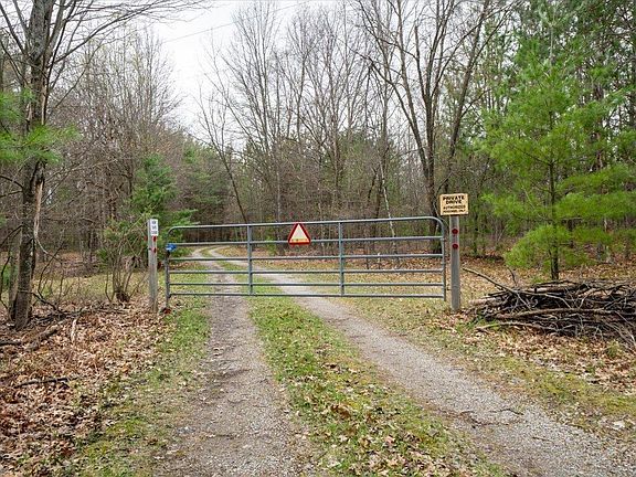 3rd image of 7734 Partlo Rd
