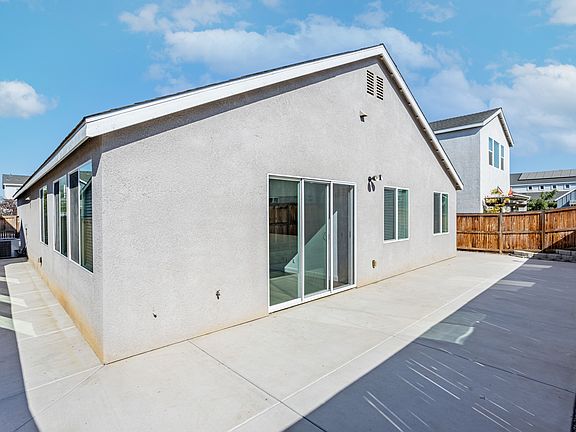 3rd image of 3304 Trail River Ln