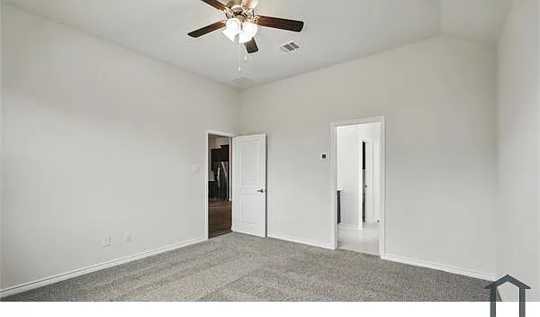 4198 Plateau Dr — Photo 9
