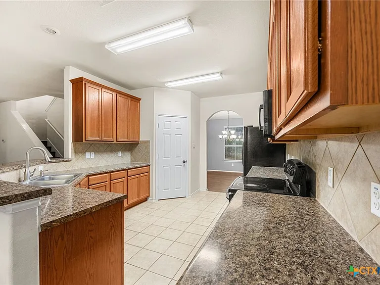 5101 Birmingham Cir — Photo 12