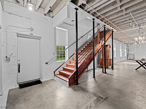 2nd image of 241 Myrtle St