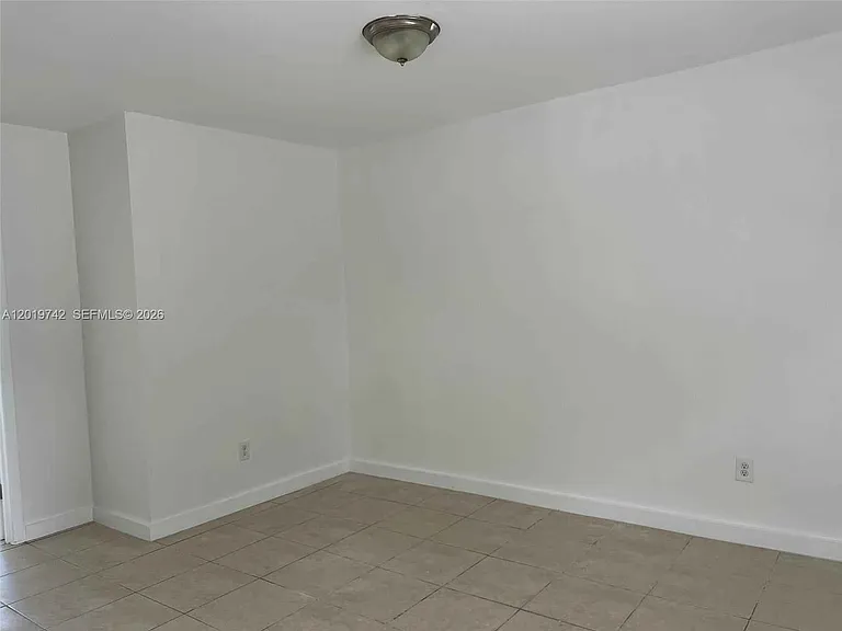 4245 NW 24th Ave — Photo 4