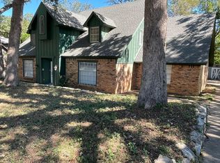 3903 Shady Valley Dr, Arlington, TX 76013
