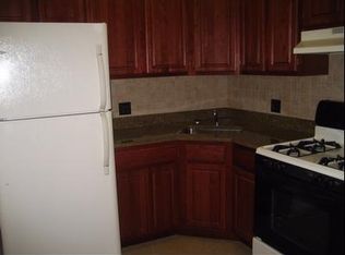 598 President St APT 6A, Brooklyn, NY 11215