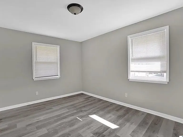 508 Vanderbilt St #C — Photo 2