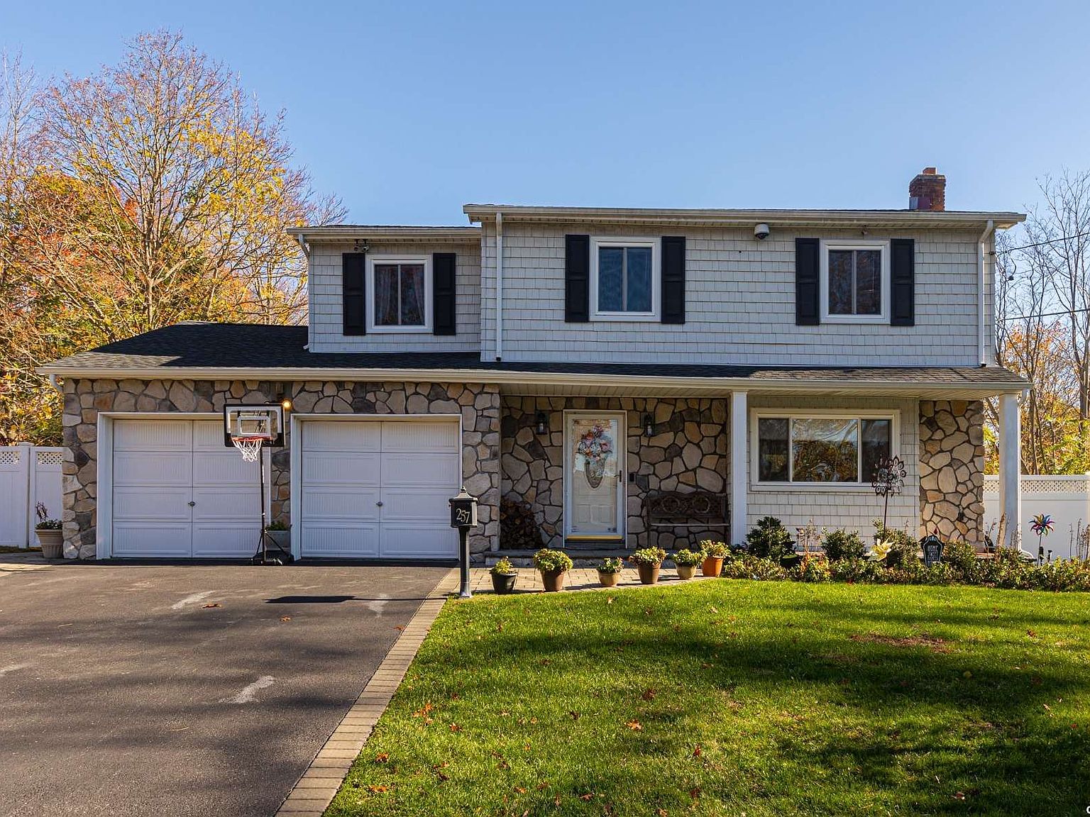 257 Brookville Avenue, Islip, NY 11751 Zillow