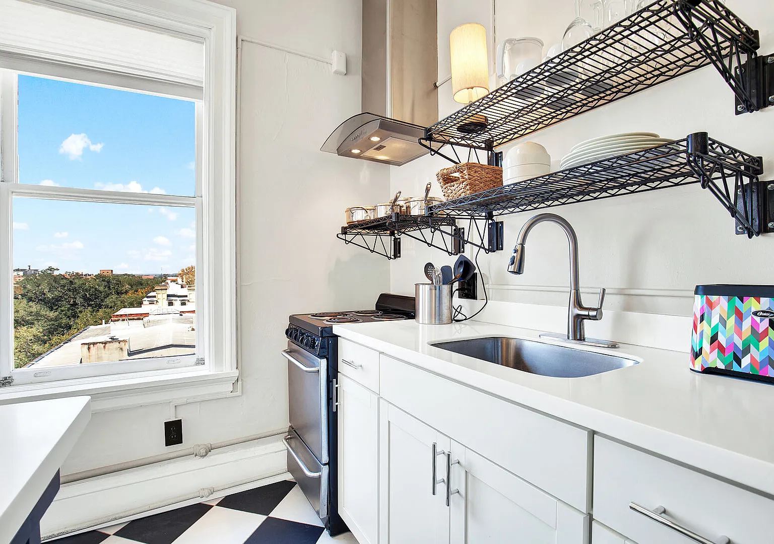 1 bed, 462 sqft, $2,850 — Photo 3