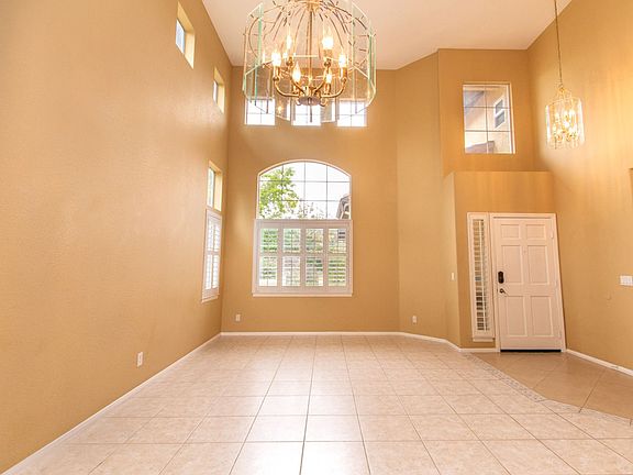 4th image of 12117 Celome Ln