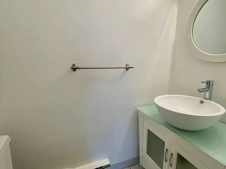 486 Kenaston Blvd #8 — Photo 6