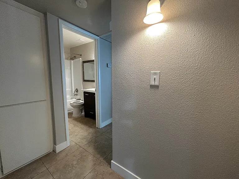 859 S Extension Rd — Photo 5