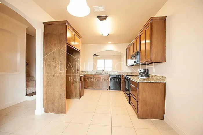 4620 Angus Dr — Photo 14
