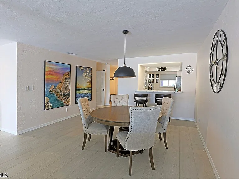 11921 Seabreeze Cove Ln #208 — Photo 8
