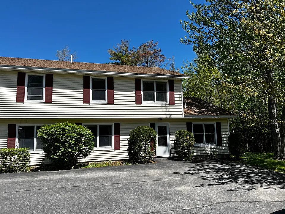 11 Wild Rose Dr #3