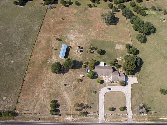 3rd image of 270 County Road 284