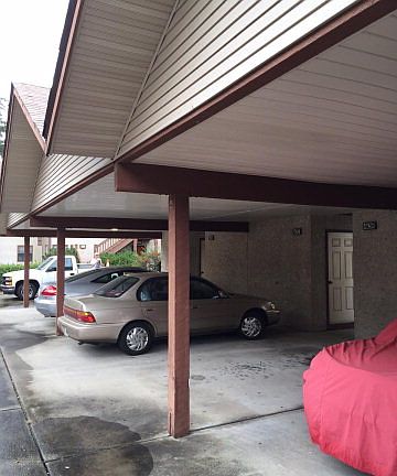5th image of 410 N Harbour Oaks Dr