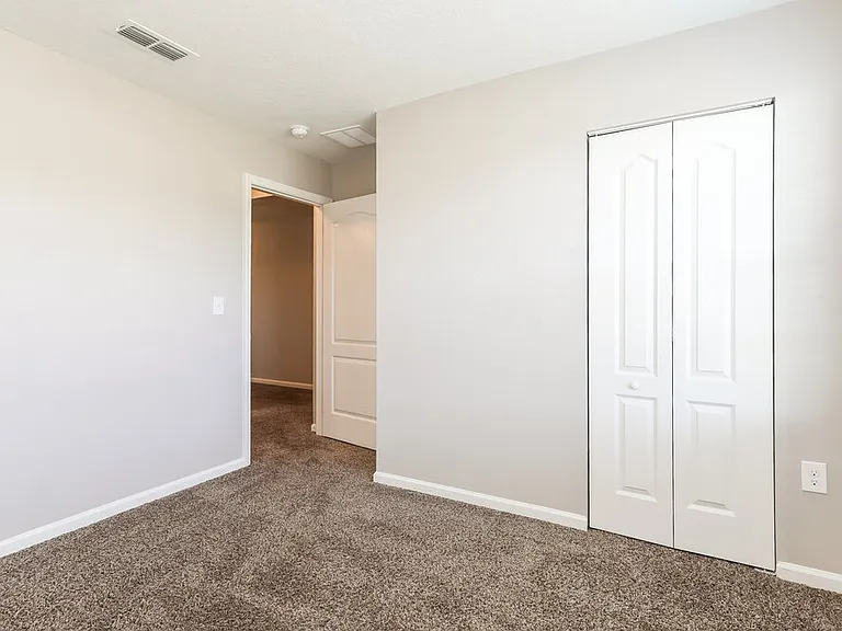 2227 Pebble Point Dr — Photo 9