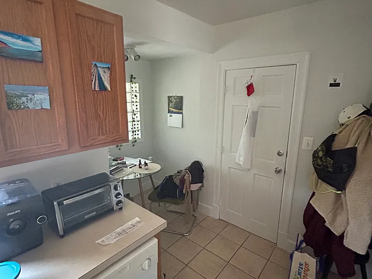 9-Kitchen