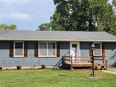 1002 Oakvale Dr, Harrisonville, MO, 64701