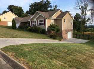 6028 Heath Winds Ct, Whitesburg, TN 37891