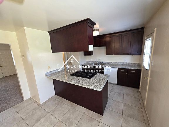 4th image of 2531 Ferndale Ave