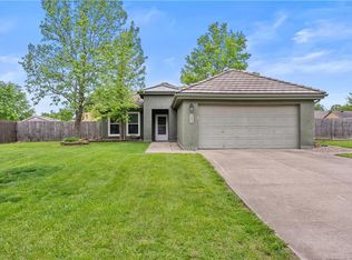 202 E Kirby Rd, Grain Valley, MO 64029