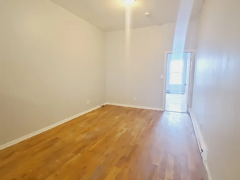 366 Forrest St #2 — Photo 3