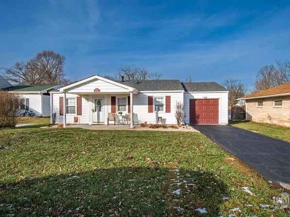 6218 W Penrod Rd, Muncie, IN 47304
