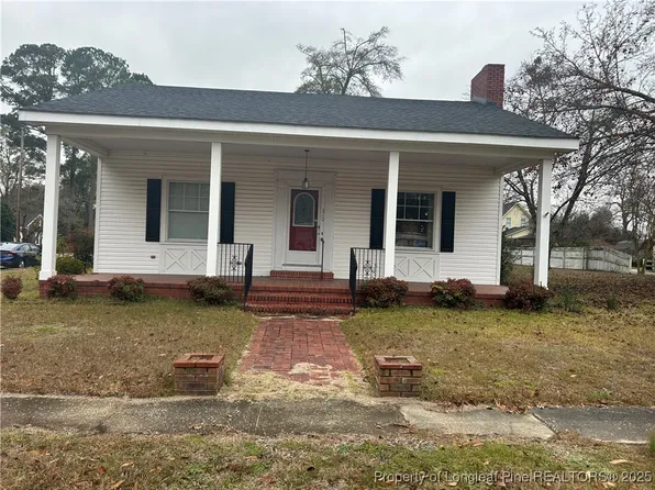 310 Floyd St, Fairmont, NC 28340