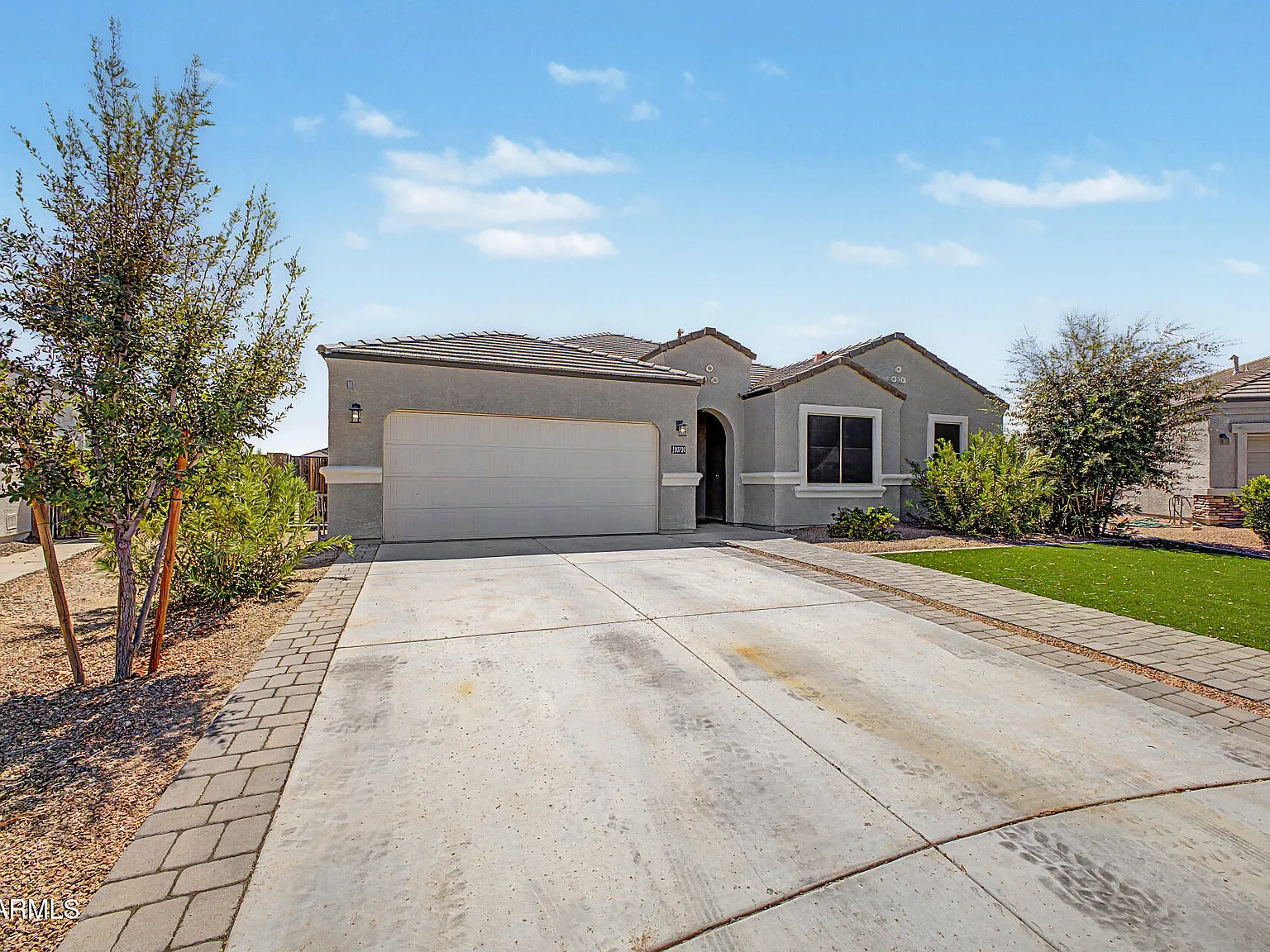 5 bed, 3.0 bath, 2684 sqft, $2,600 — Photo 3