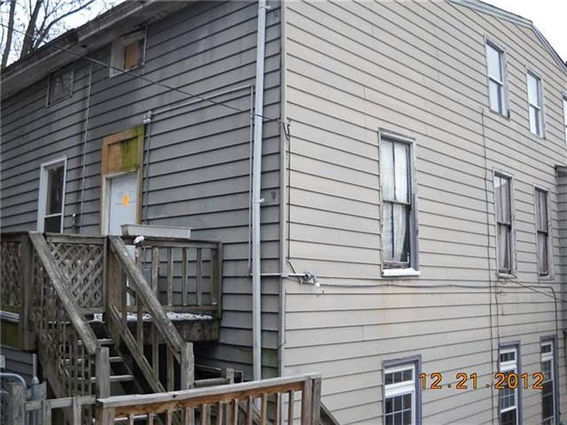 2nd image of 3116 River Rd