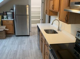 14 Chestnut St APT 3, Wakefield, MA 01880