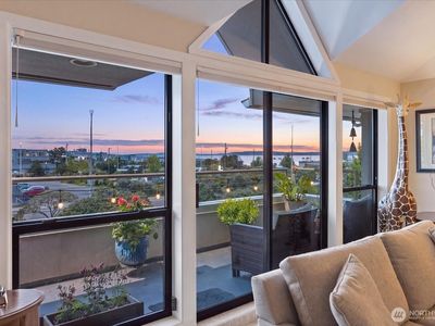 110 James Street #302, Edmonds, WA, 98020