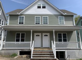 17 Hazel St, Stamford, CT 06902