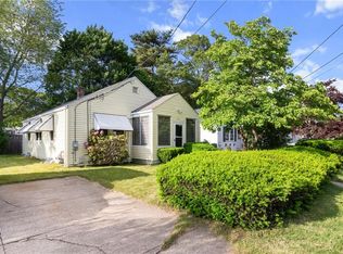 25 Community Rd, Warwick, RI 02889