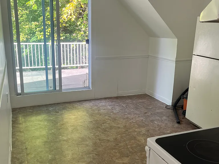 115 N Pond St #2 — Photo 9