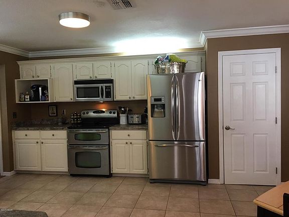 5th image of 460 Oakland Park Blvd
