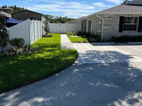 2nd image of 3106 Bloomingdale Villas Ct Unit 3104