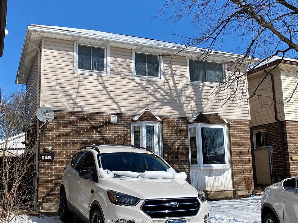 1st image of 1464 Bayswater Cres