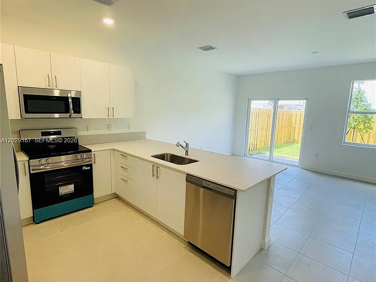 17905 SW 356th Ter — Photo 4