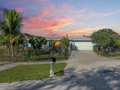 205 NE Ardsley Drive, Port Saint Lucie, FL, 34983