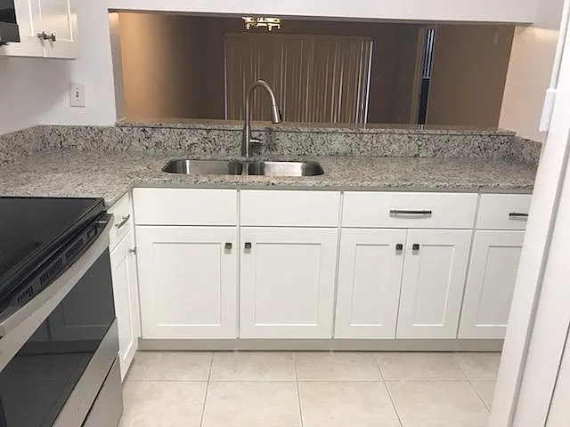 2 bed, 1000 sqft, $2,300 — Photo 4